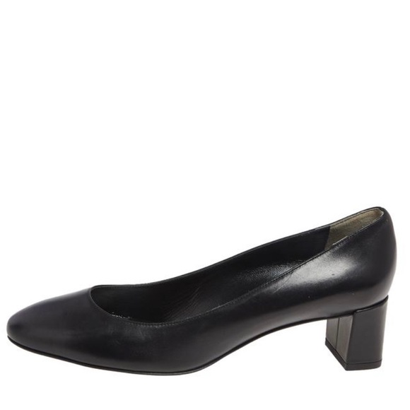 Fendi pumps. Gently used. Size 39 (8.5 US). Black, chunky heels - Picture 6 of 14